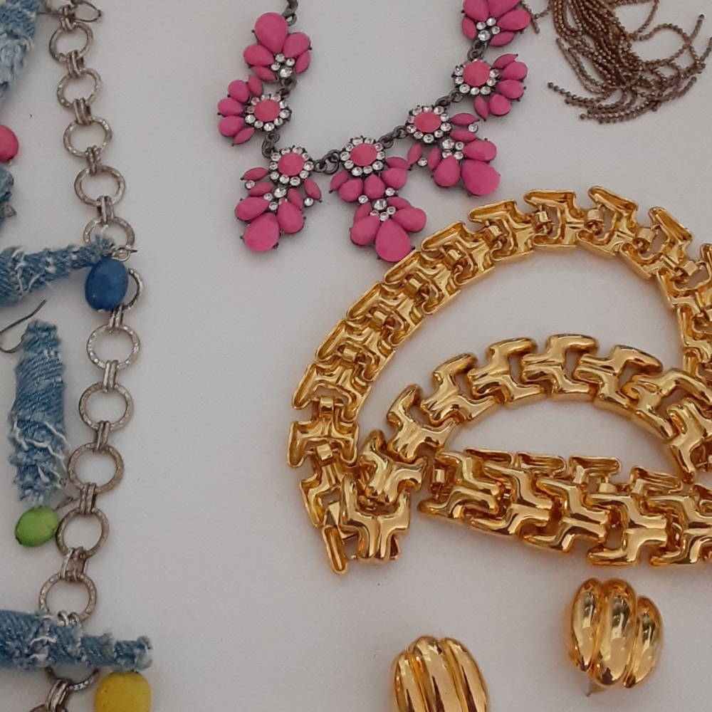 Necklace sets - Picture 2 of 8